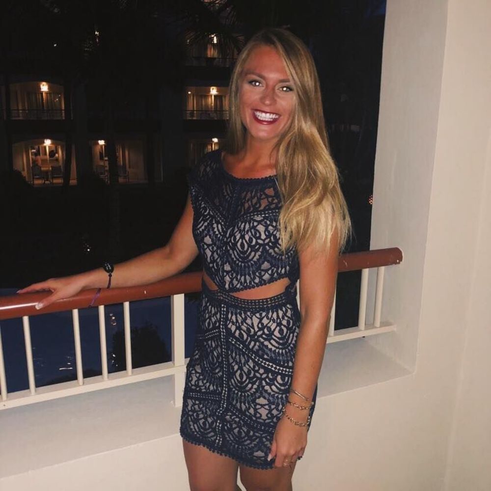 Meet your Posher, Jennifer